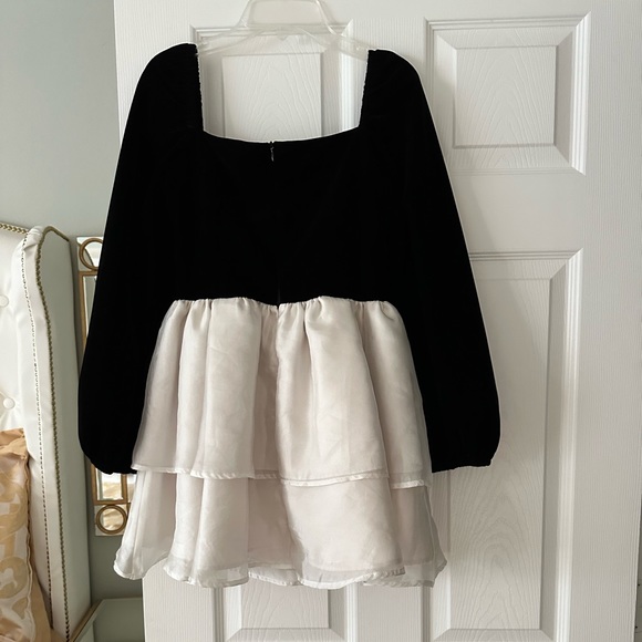 Cute Nininio Dress Size S - Picture 3 of 8